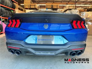 Ford Mustang Rear Decklid Spoiler Module - Carbon Fiber